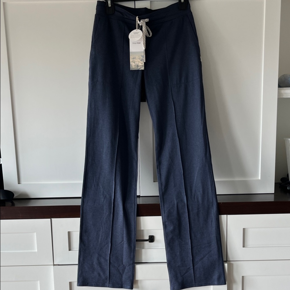 Vuori Halo Wide leg Flare Dream Knit pant- Azure Heather- NWT